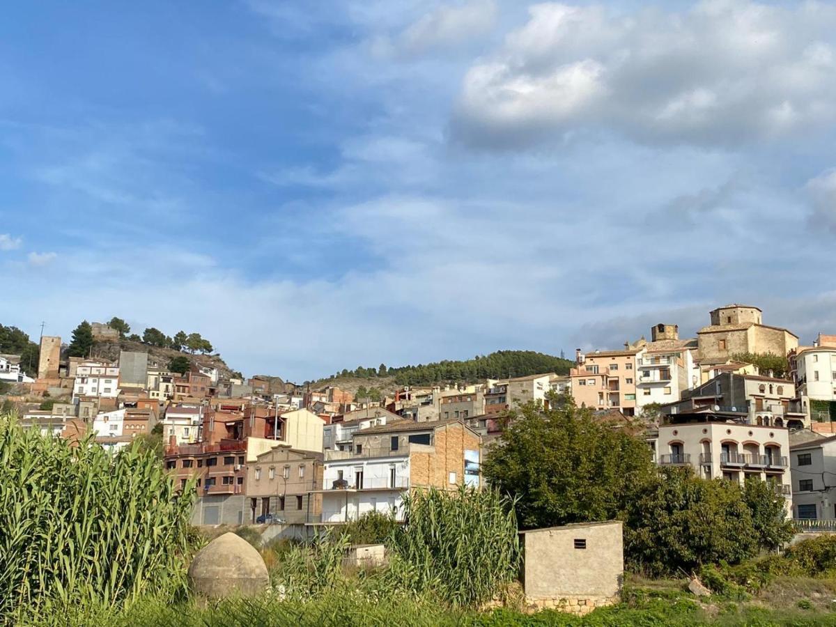 Cal Pintabotes - Apartamento Nuevo En Camarasa エクステリア 写真