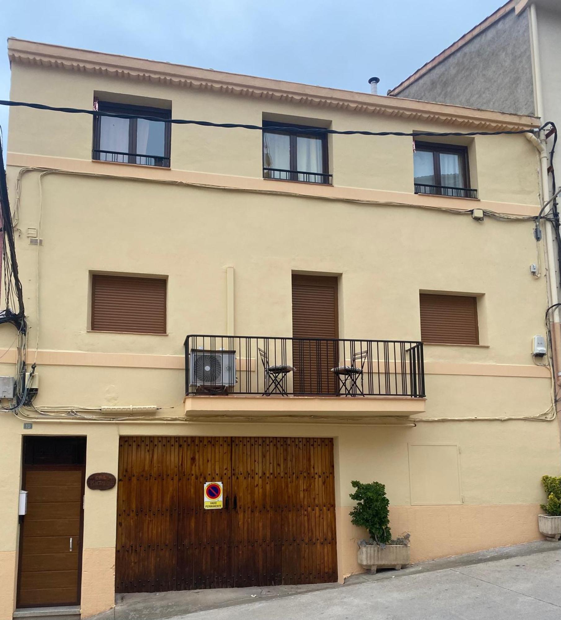 Cal Pintabotes - Apartamento Nuevo En Camarasa エクステリア 写真